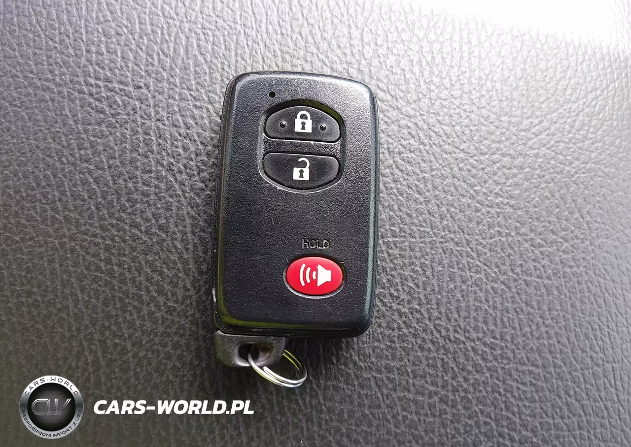 2011 Toyota Prius Three VIN:JTDKN3DU2B0320271 - 11