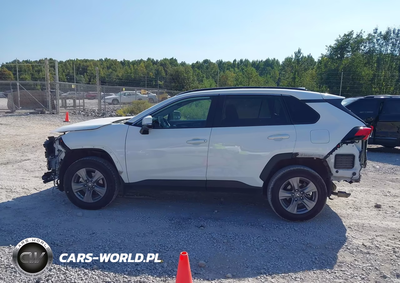 2024 Toyota Rav4 Xle VIN:2T3W1RFV3RC261809 - 14