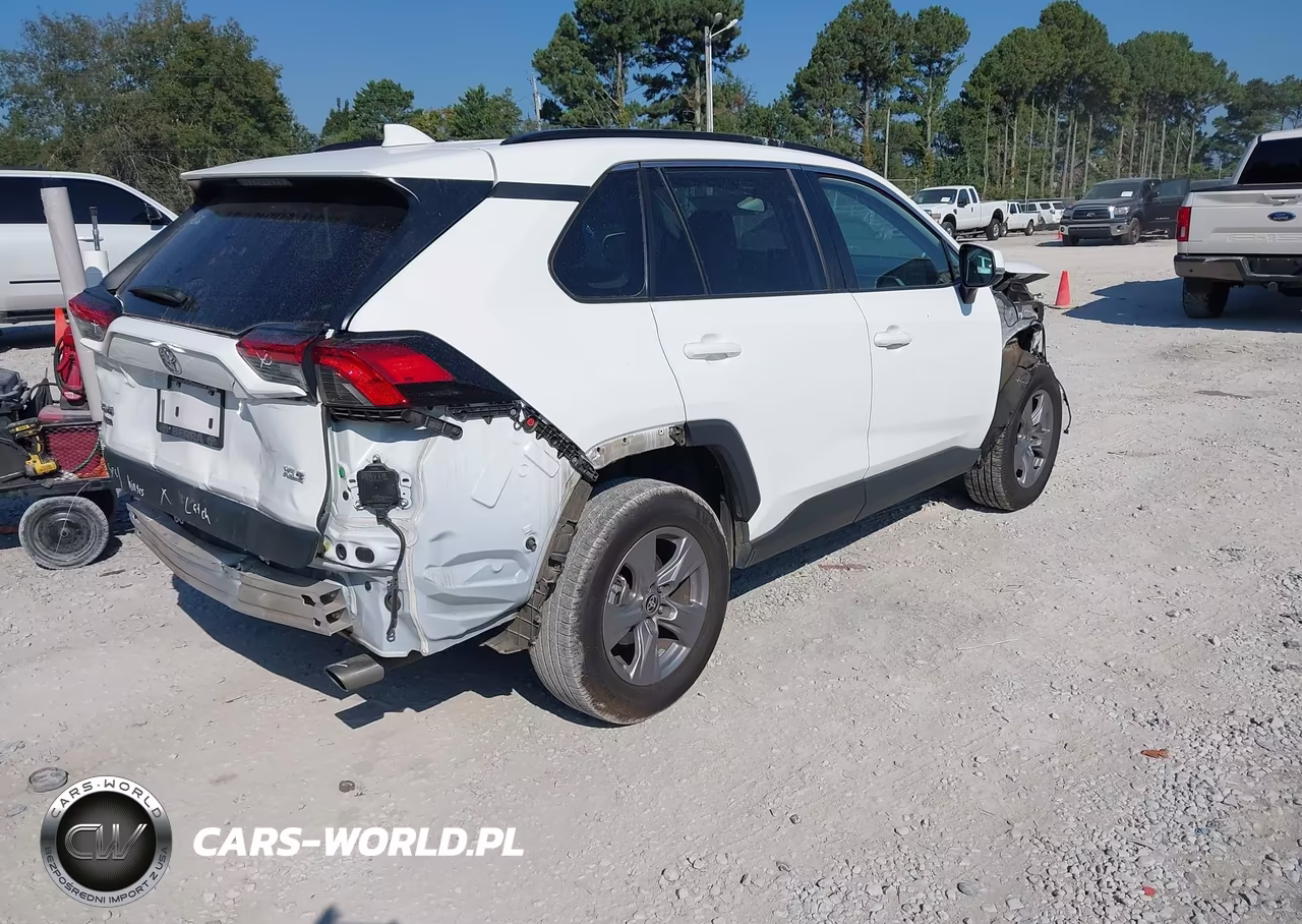 2024 Toyota Rav4 Xle VIN:2T3W1RFV3RC261809 - 4