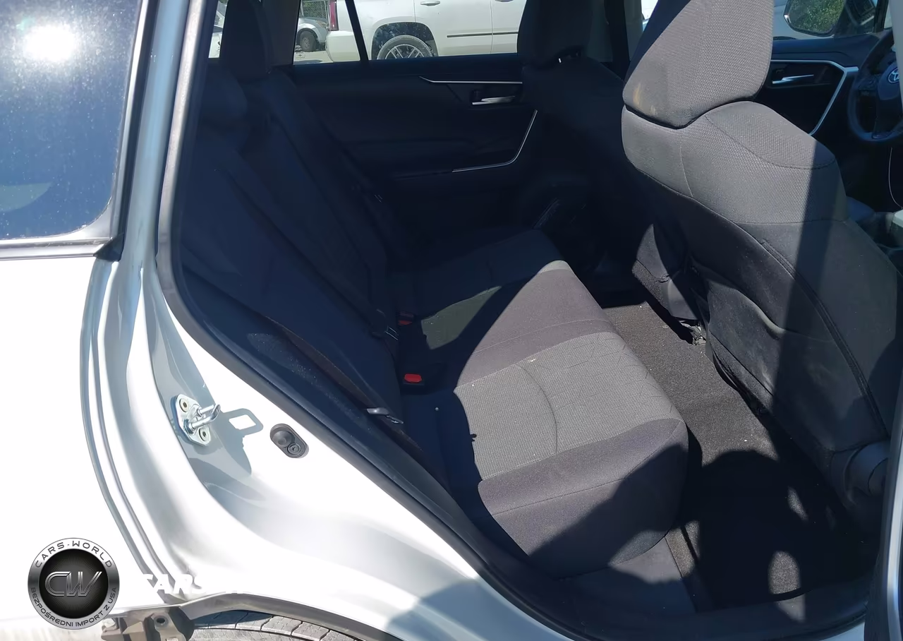 2024 Toyota Rav4 Xle VIN:2T3W1RFV3RC261809 - 8