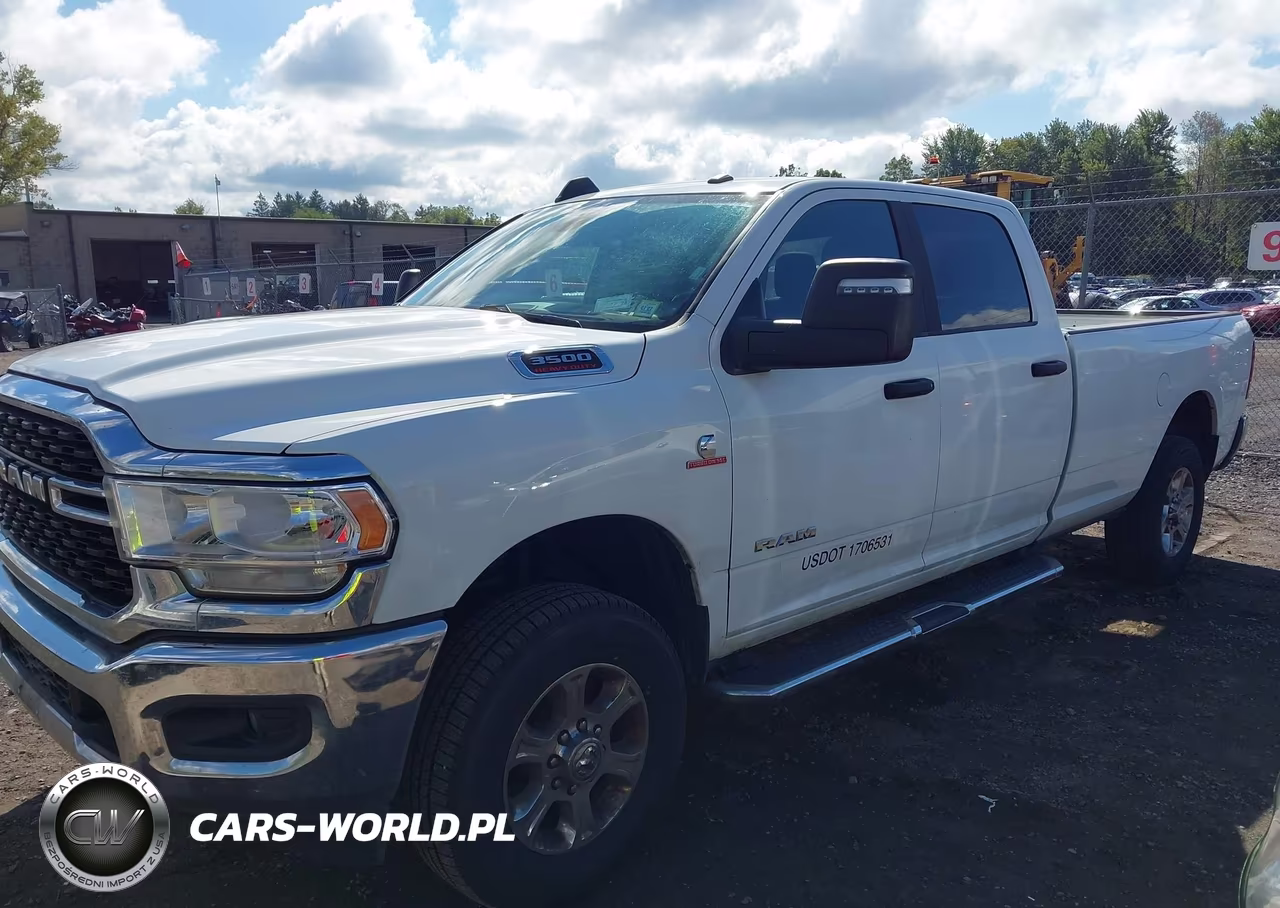 2024 Ram 3500 Big Horn 4X4 8' Box VIN:3C63R3HL3RG338947 - 11