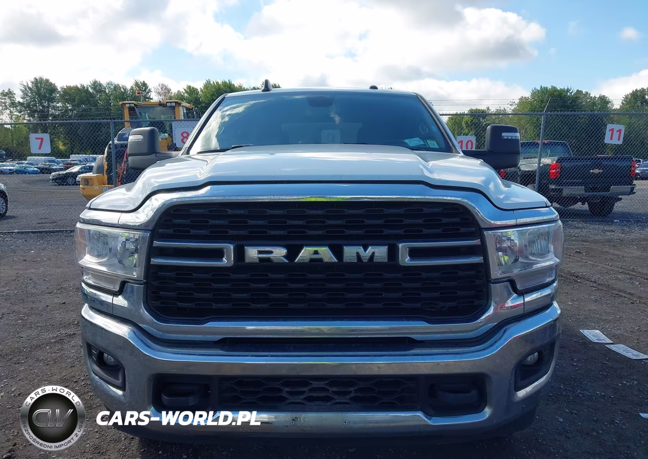 2024 Ram 3500 Big Horn 4X4 8' Box VIN:3C63R3HL3RG338947 - 12
