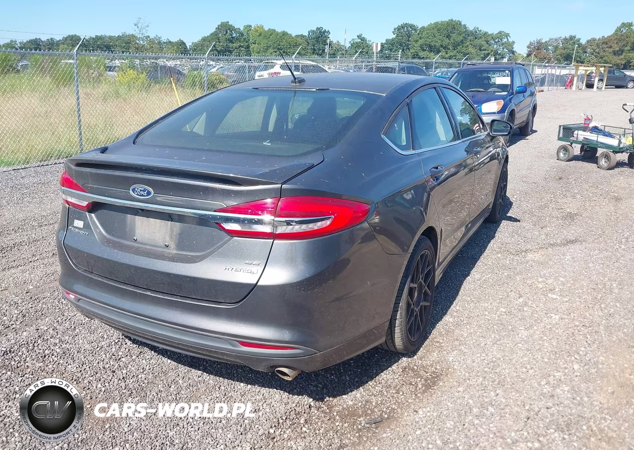2018 Ford Fusion Hybrid Se VIN:3FA6P0LU5JR116502 - 4