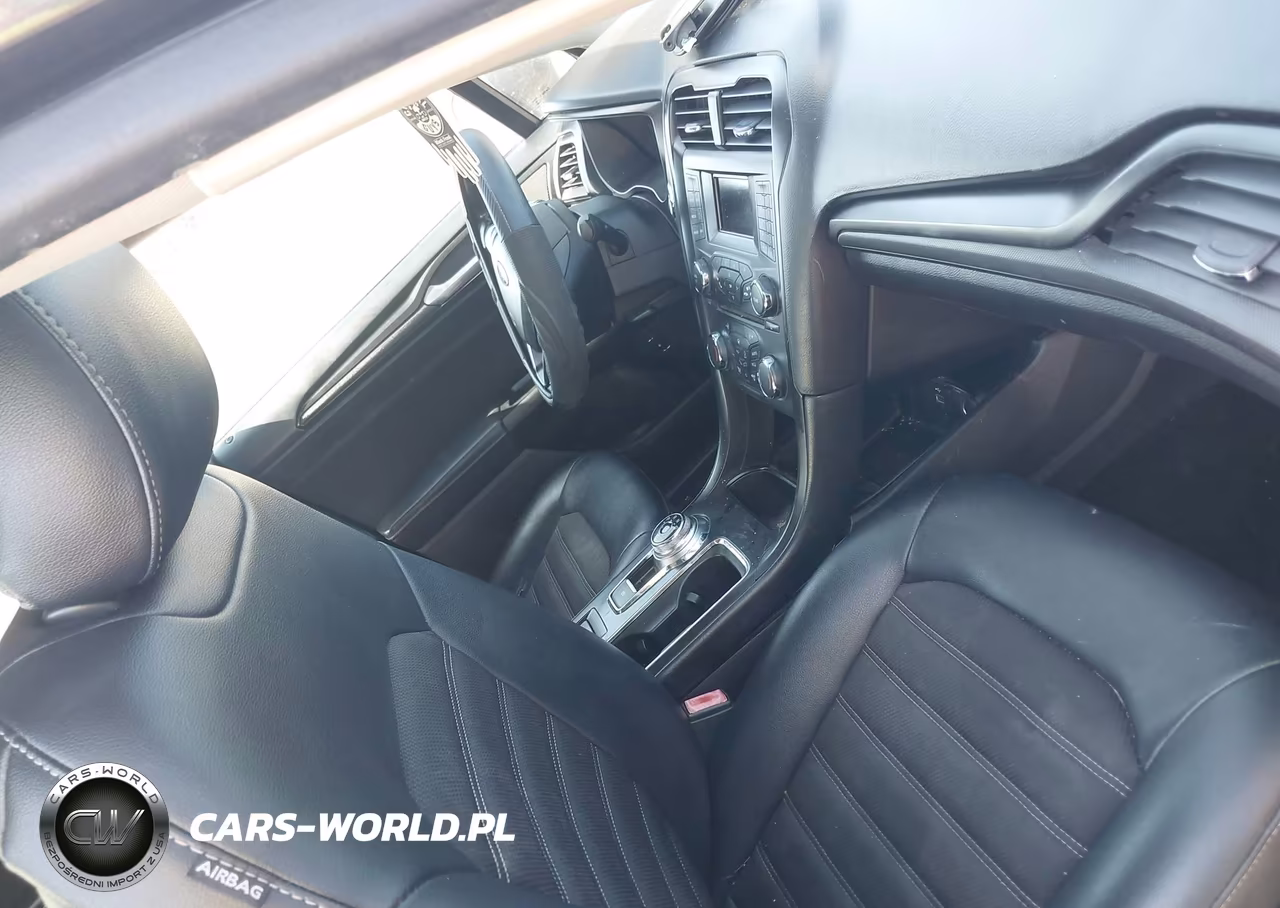 2018 Ford Fusion Hybrid Se VIN:3FA6P0LU5JR116502 - 5