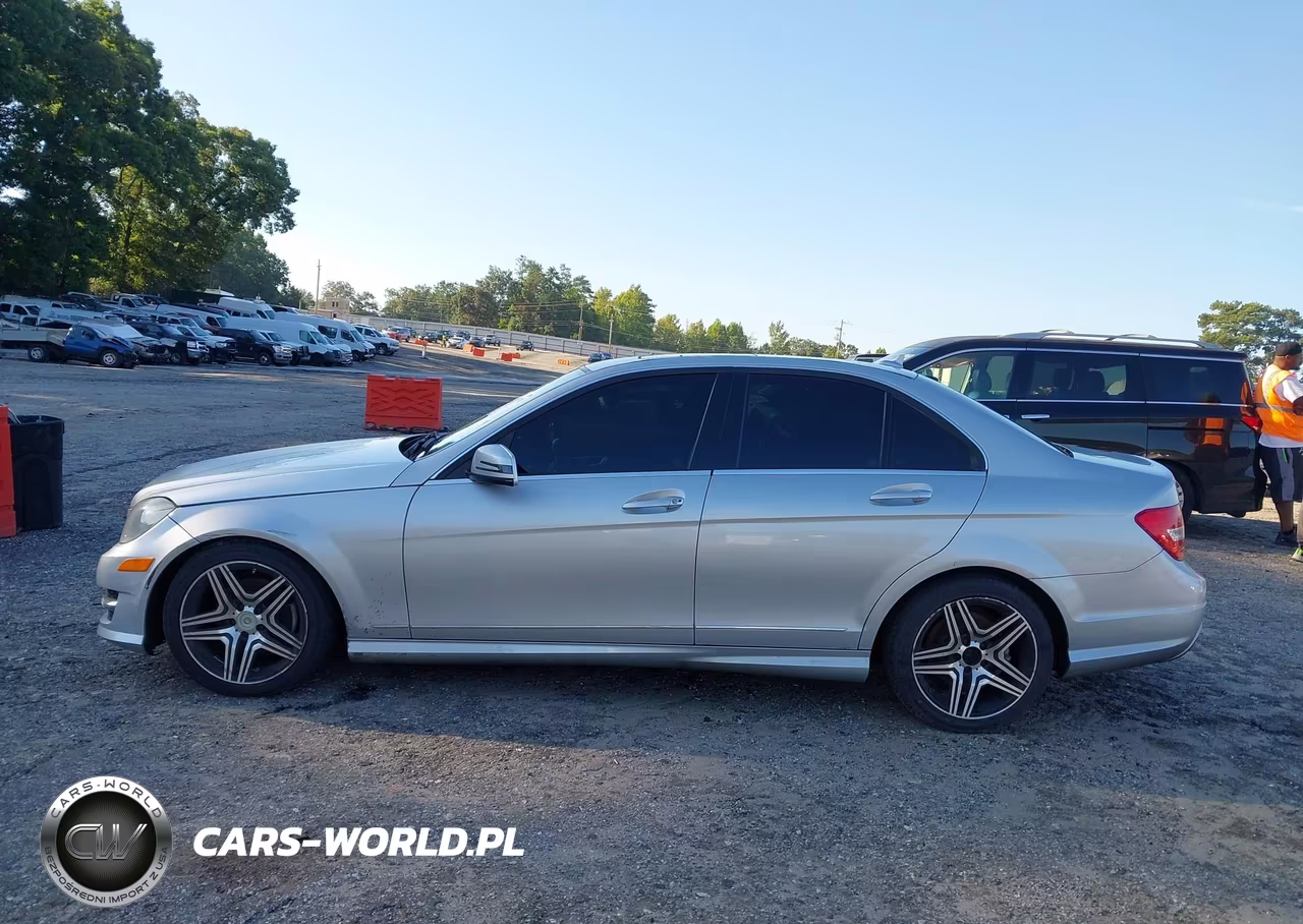 2012 Mercedes-Benz C 300 Sport 4Matic VIN:WDDGF8BB4CR202226 - 15