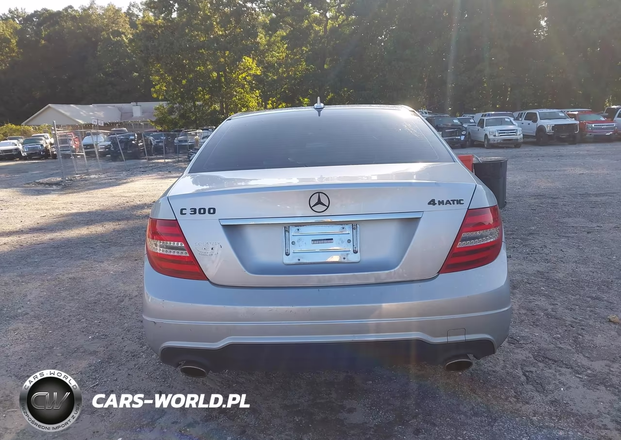 2012 Mercedes-Benz C 300 Sport 4Matic VIN:WDDGF8BB4CR202226 - 17