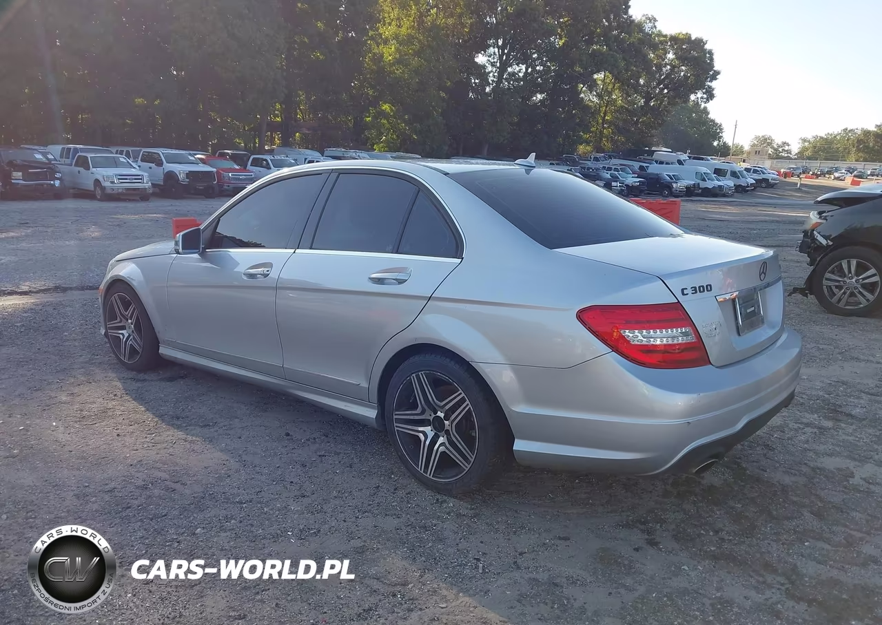 2012 Mercedes-Benz C 300 Sport 4Matic VIN:WDDGF8BB4CR202226 - 3