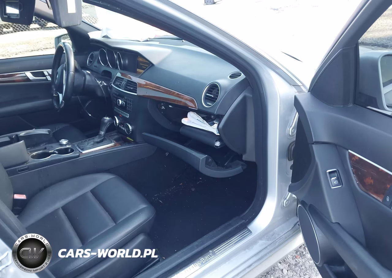 2012 Mercedes-Benz C 300 Sport 4Matic VIN:WDDGF8BB4CR202226 - 5