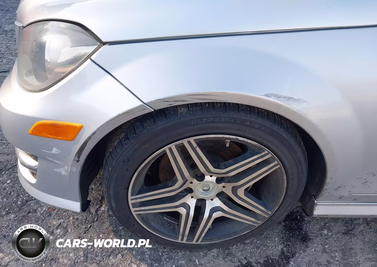 2012 Mercedes-Benz C 300 Sport 4Matic VIN:WDDGF8BB4CR202226 - 6
