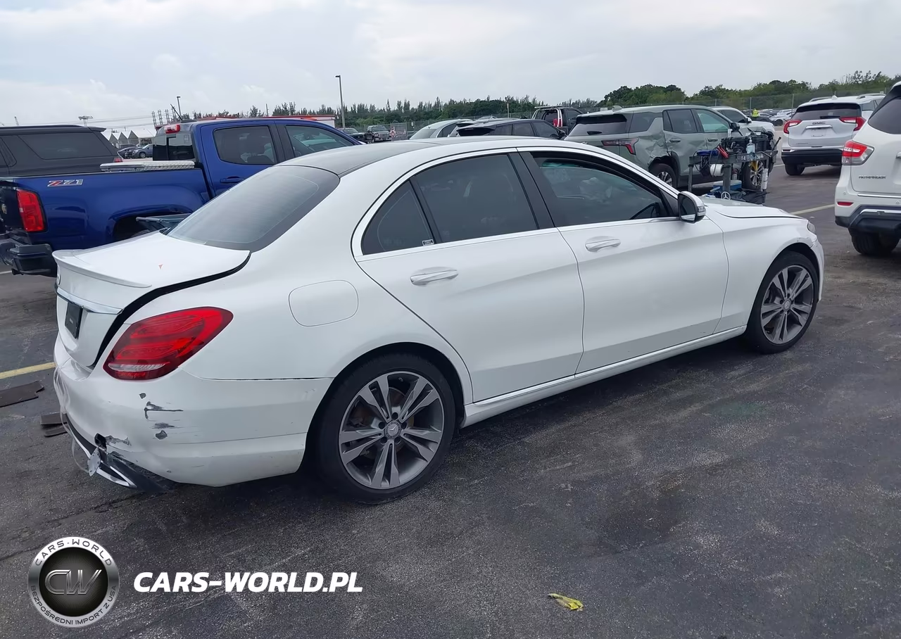 2016 Mercedes-Benz C 300 Luxury VIN:55SWF4JB0GU171227 - 4