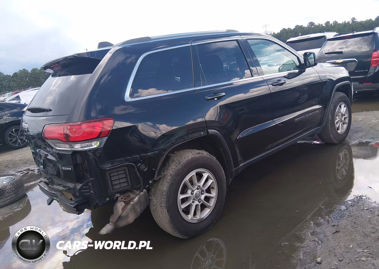 2020 Jeep Grand Cherokee Laredo E 4X4 VIN:1C4RJFAG4LC158587 - 4
