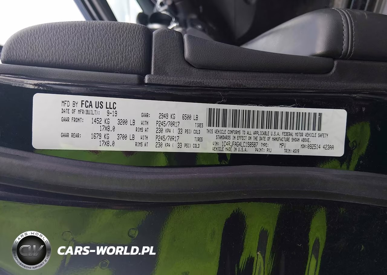 2020 Jeep Grand Cherokee Laredo E 4X4 VIN:1C4RJFAG4LC158587 - 9