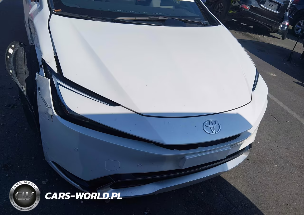2025 Toyota Prius Plug-In Hybrid Xse VIN:JTDACACU6S3052279 - 12