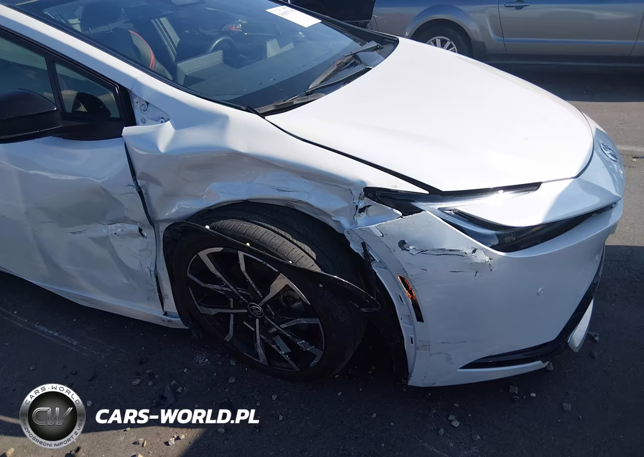 2025 Toyota Prius Plug-In Hybrid Xse VIN:JTDACACU6S3052279 - 6