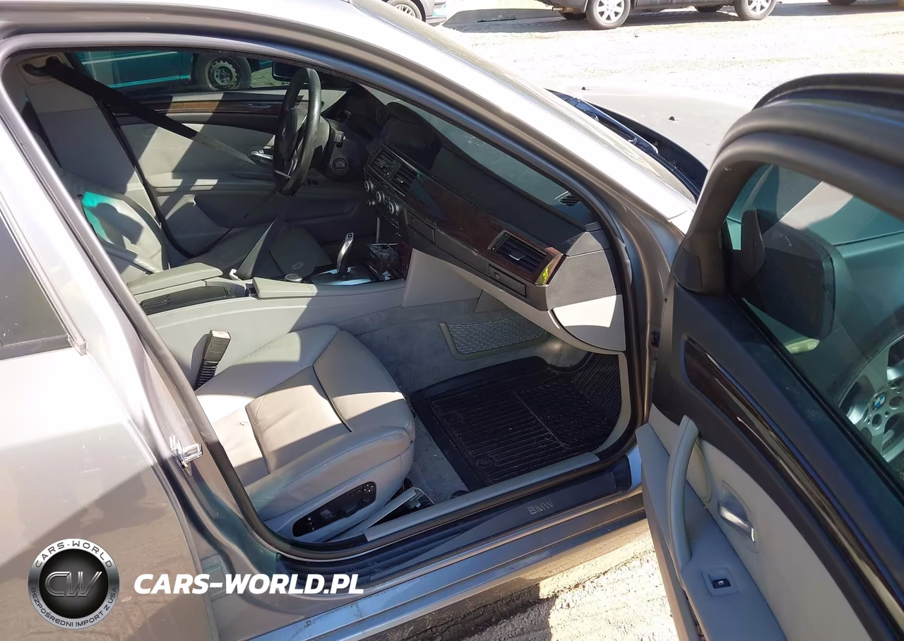 2008 BMW 535Xi VIN:WBANV93558CZ67729 - 5