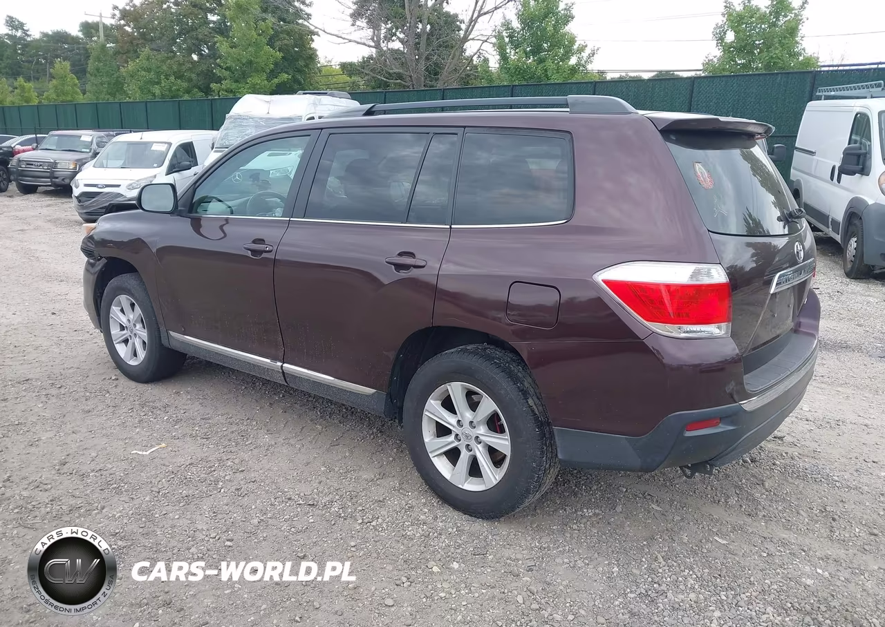 2013 Toyota Highlander Plus-Se VIN:5TDBK3EH3DS216737 - 3