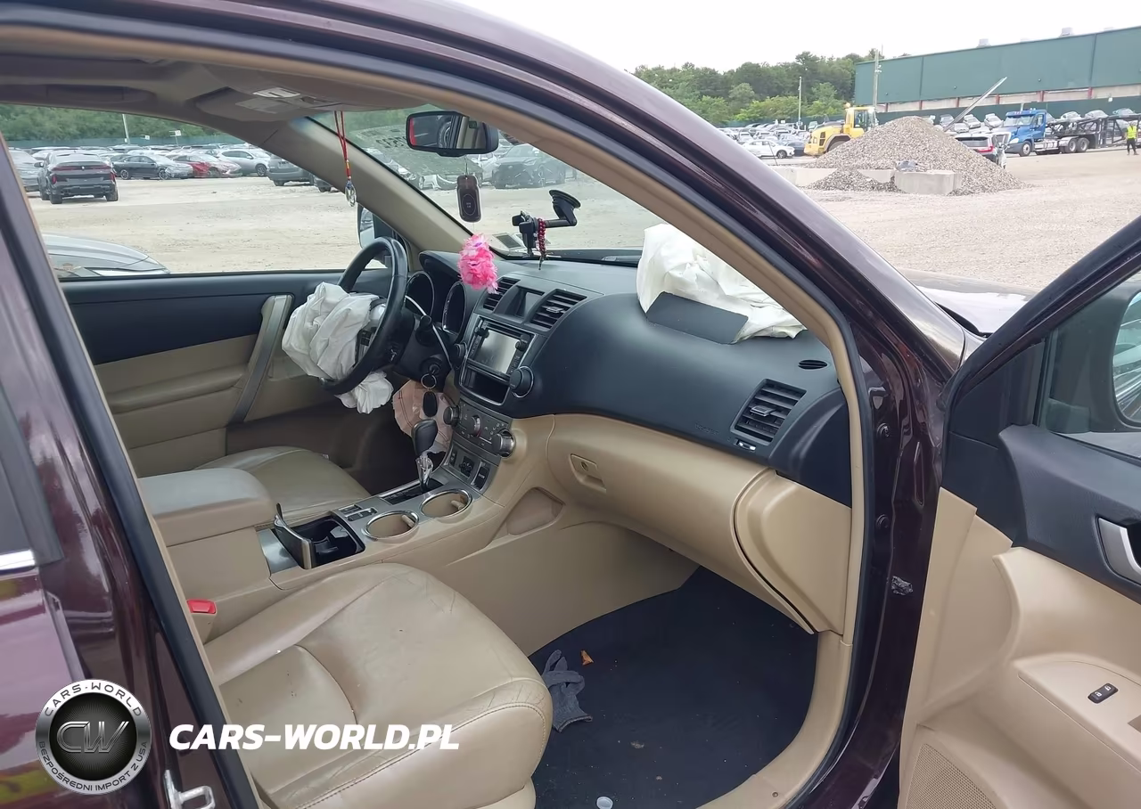 2013 Toyota Highlander Plus-Se VIN:5TDBK3EH3DS216737 - 5