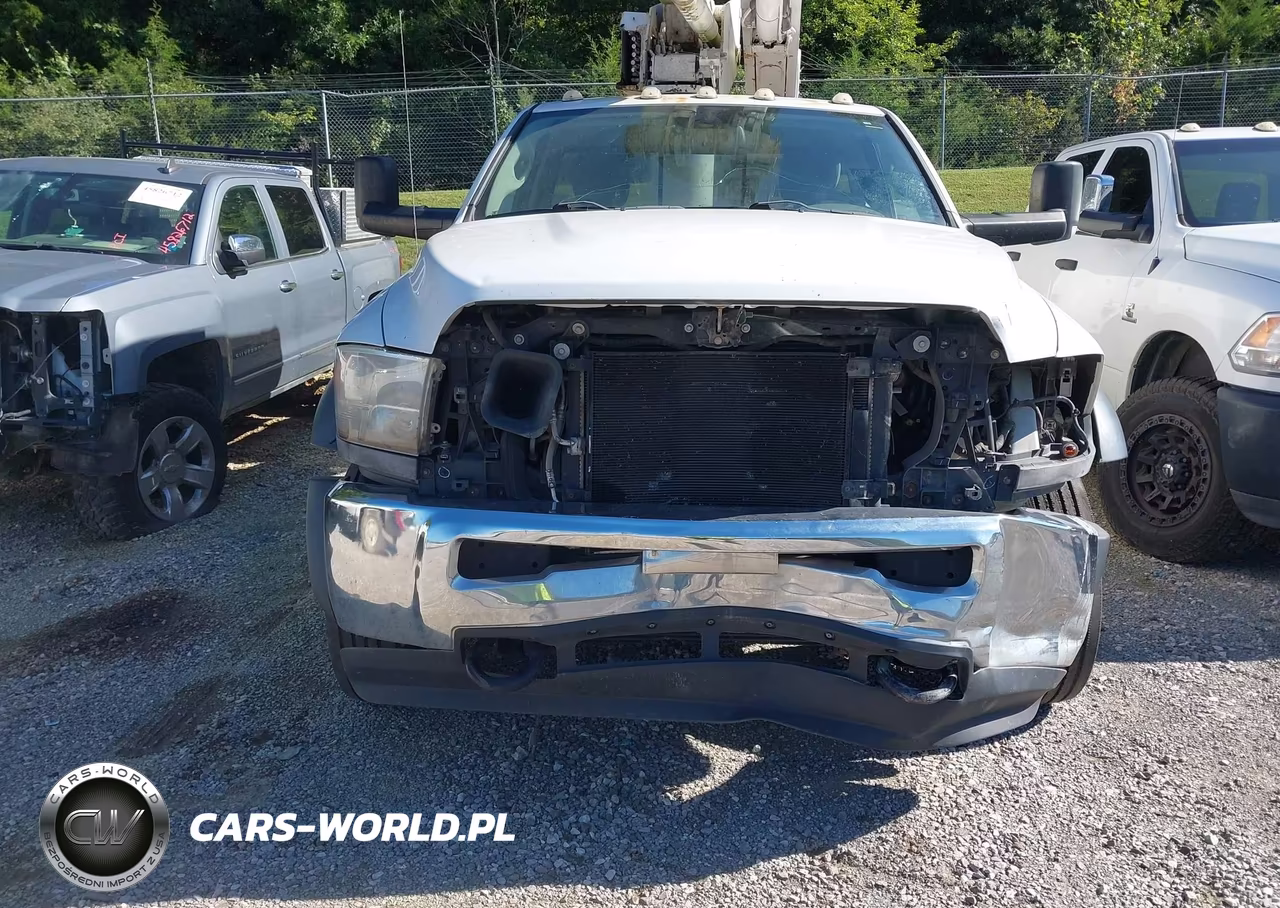 2014 Ram 5500 Chassis Tradesman-Slt VIN:3C7WRNBL4EG116411 - 10