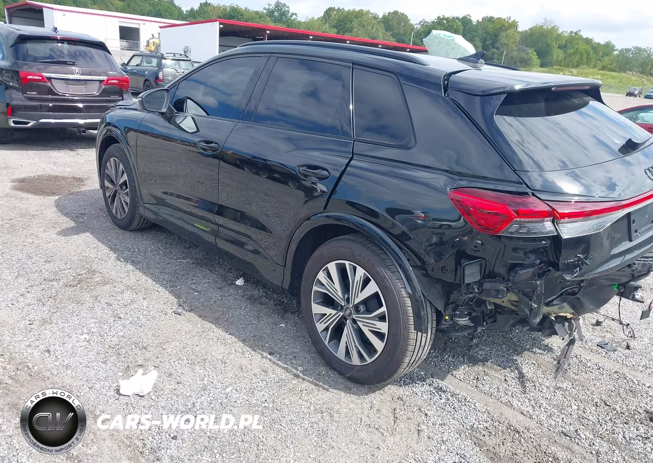 2025 Audi Q4 E-Tron Premium 45 Rwd VIN:WA1A5BFZ2SP038082 - 3