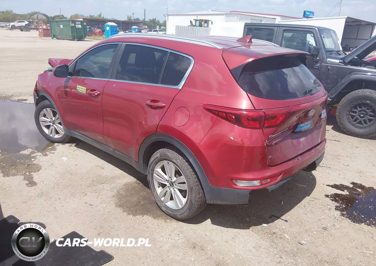 2018 Kia Sportage Lx VIN:KNDPM3AC2J7357377 - 3