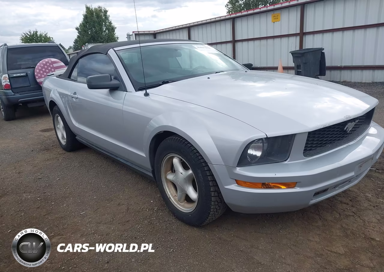 2007 Ford Mustang V6 Deluxe-V6 Premium