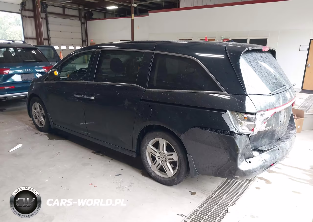 2012 Honda Odyssey Touring-Touring Elite VIN:5FNRL5H9XCB010202 - 3