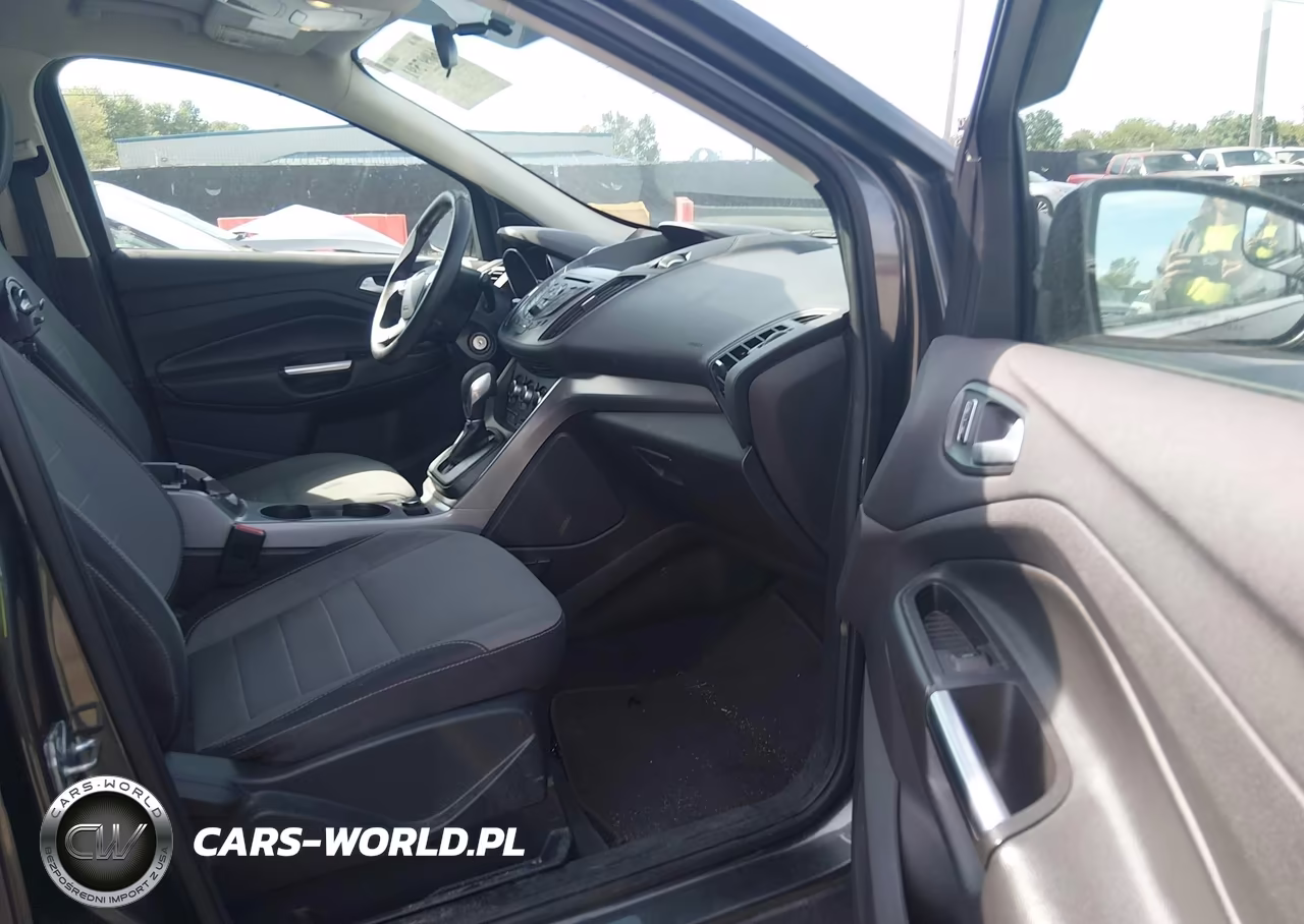 2016 Ford Escape Se VIN:1FMCU9GX6GUB28797 - 5