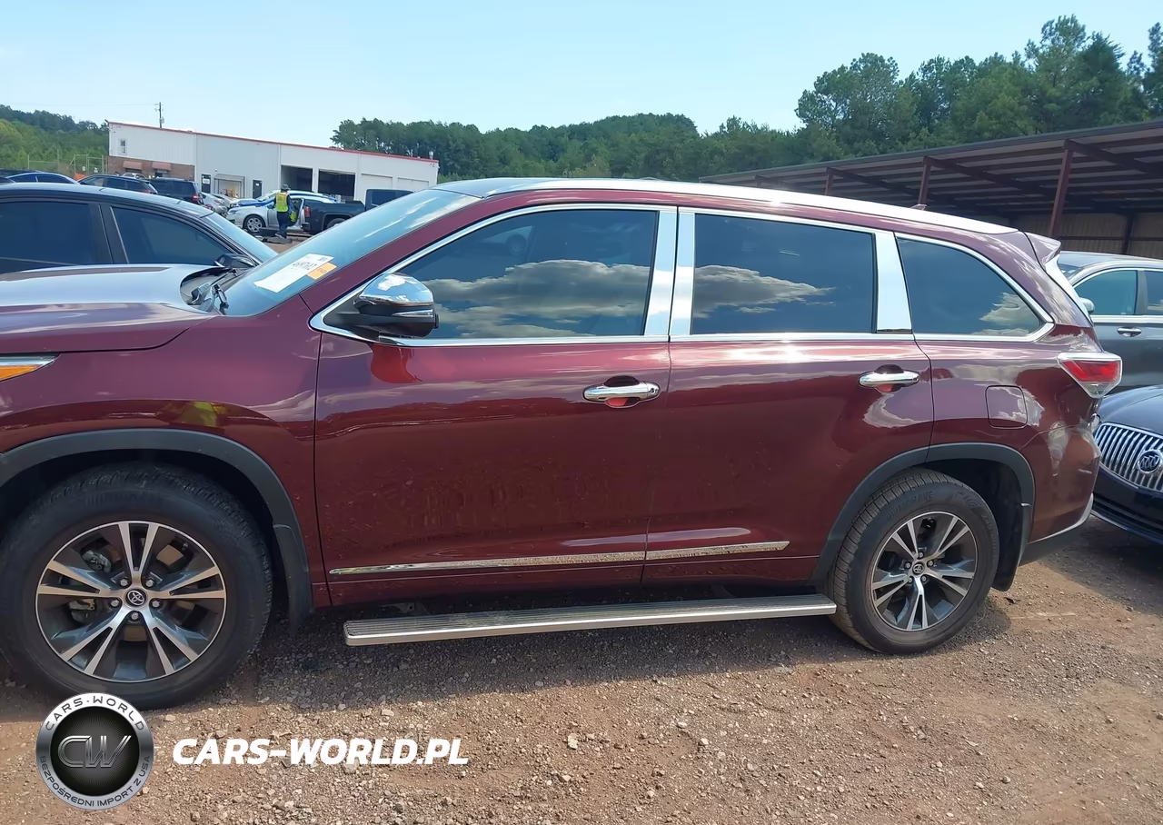 2016 Toyota Highlander Xle V6 VIN:5TDKKRFH2GS166094 - 14