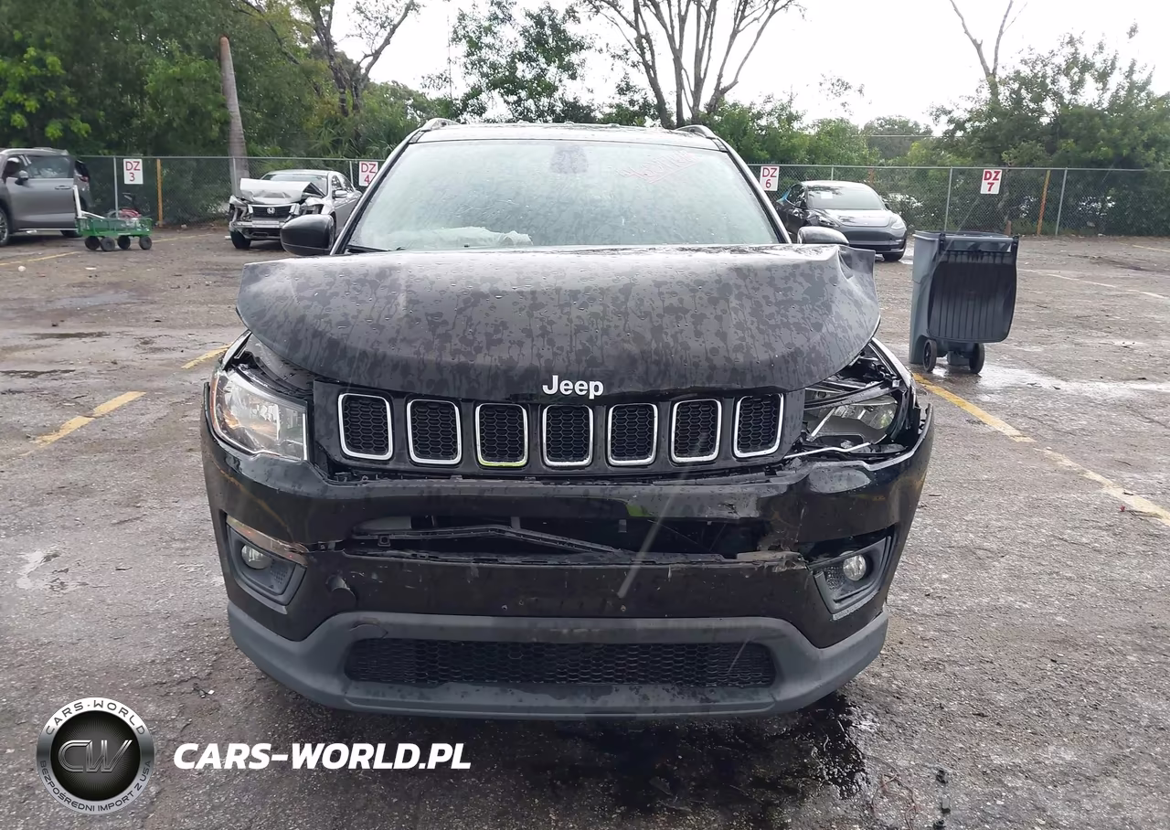 2018 Jeep Compass Latitude 4X4 VIN:3C4NJDBB1JT364845 - 12