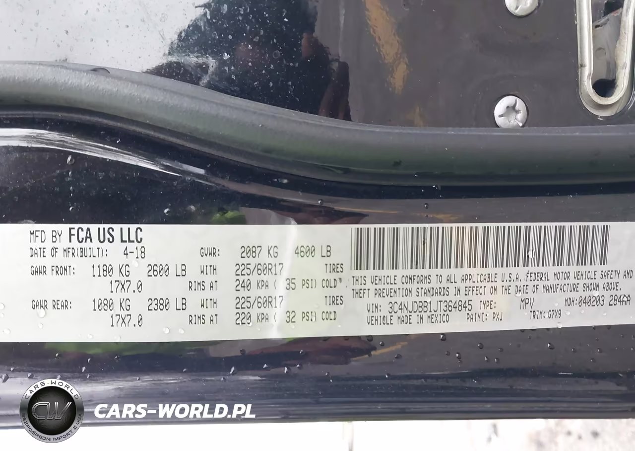 2018 Jeep Compass Latitude 4X4 VIN:3C4NJDBB1JT364845 - 9