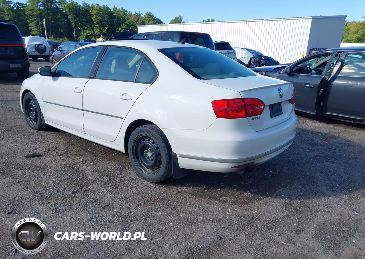 2011 Volkswagen Jetta 2.0L Tdi-2.0L Tdi Le VIN:3VW3L7AJ8BM120744 - 3