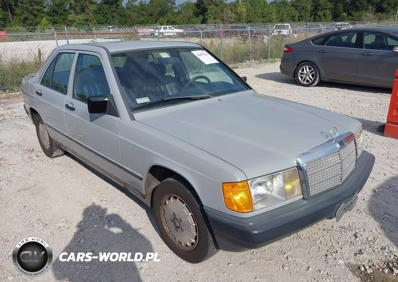 1984 Mercedes-Benz 190 E 2.3 – zdjęcie 1 z 11