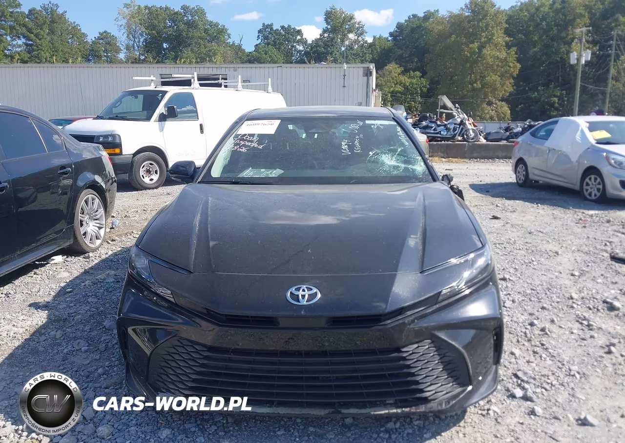 2025 Toyota Camry Le VIN:4T1DAACK6SU580007 - 12