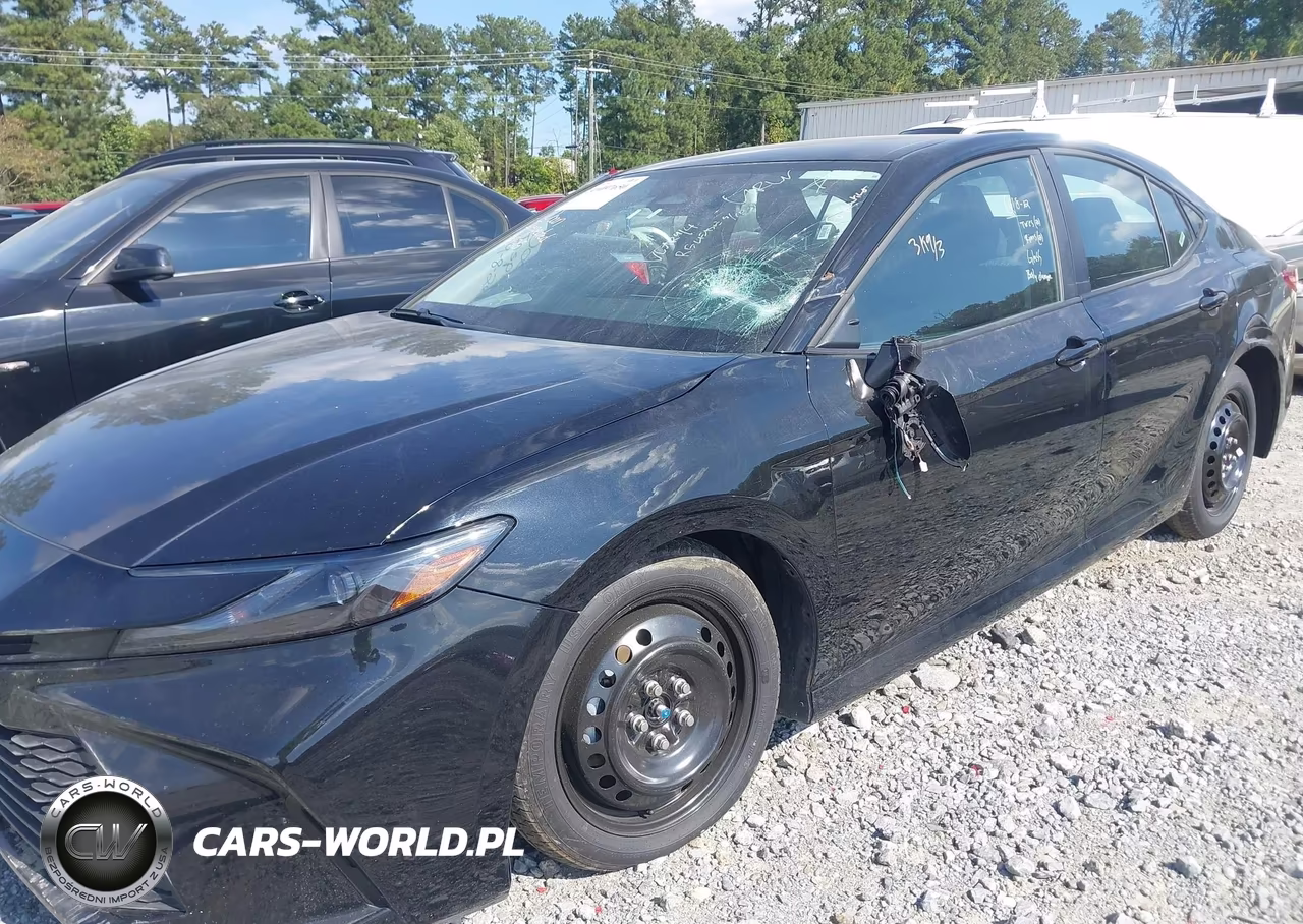 2025 Toyota Camry Le VIN:4T1DAACK6SU580007 - 6