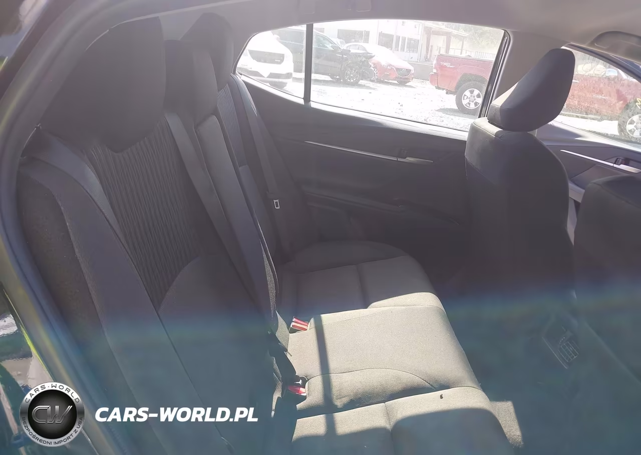 2025 Toyota Camry Le VIN:4T1DAACK6SU580007 - 8