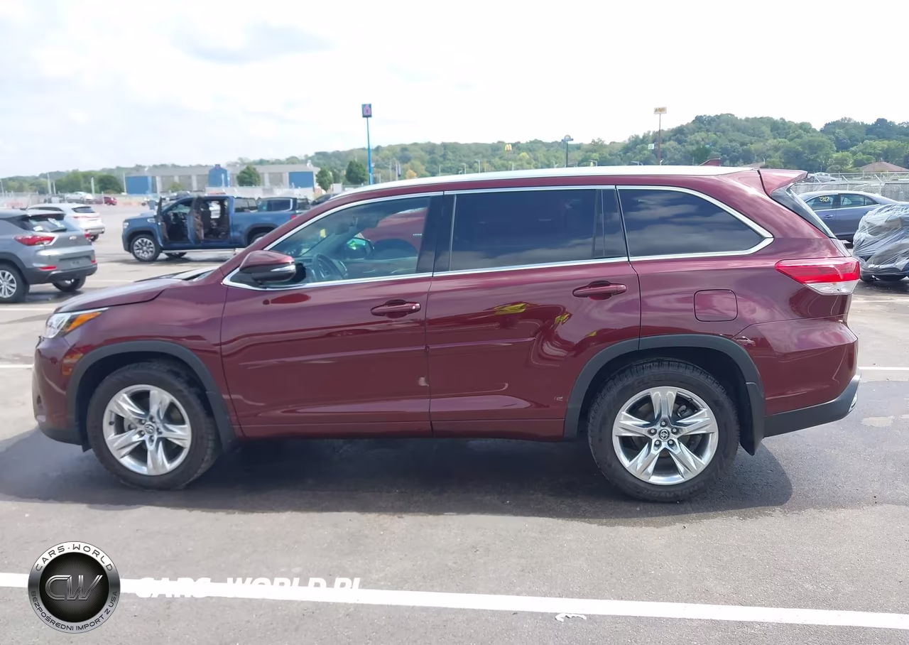 2018 Toyota Highlander Limited VIN:5TDDZRFH6JS492265 - 14