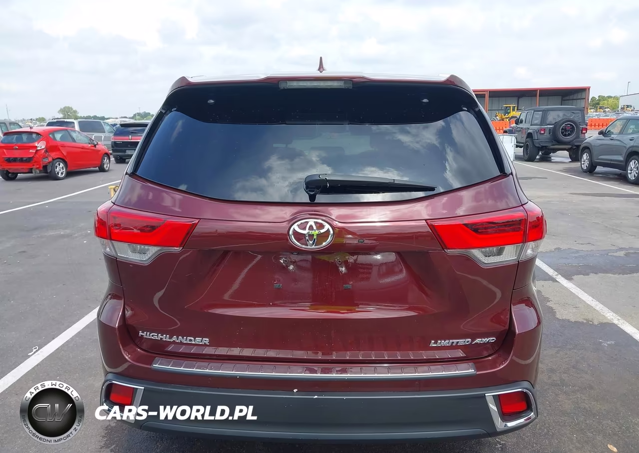 2018 Toyota Highlander Limited VIN:5TDDZRFH6JS492265 - 16
