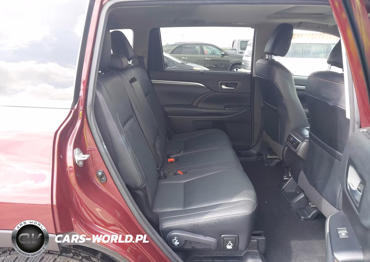 2018 Toyota Highlander Limited VIN:5TDDZRFH6JS492265 - 8