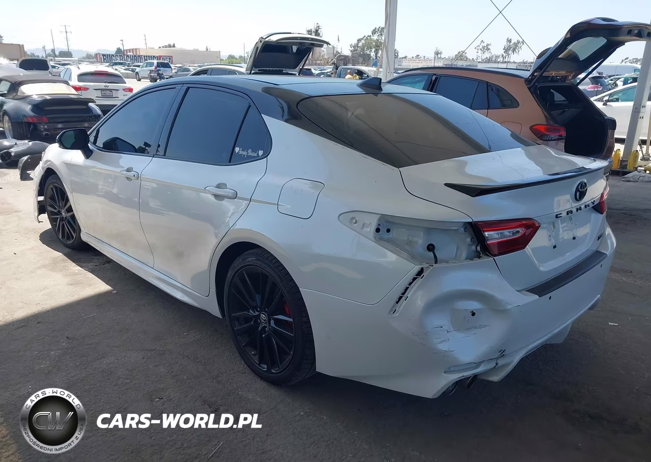 2019 Toyota Camry Xse V6 VIN:4T1BZ1HK7KU033112 - 3