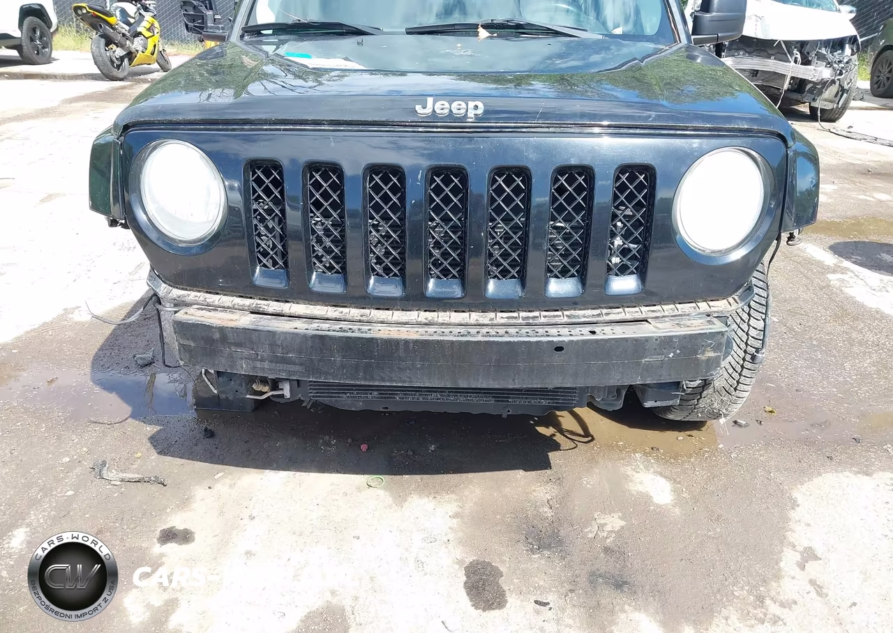 2014 Jeep Patriot Latitude VIN:1C4NJPFB4ED503163 - 6