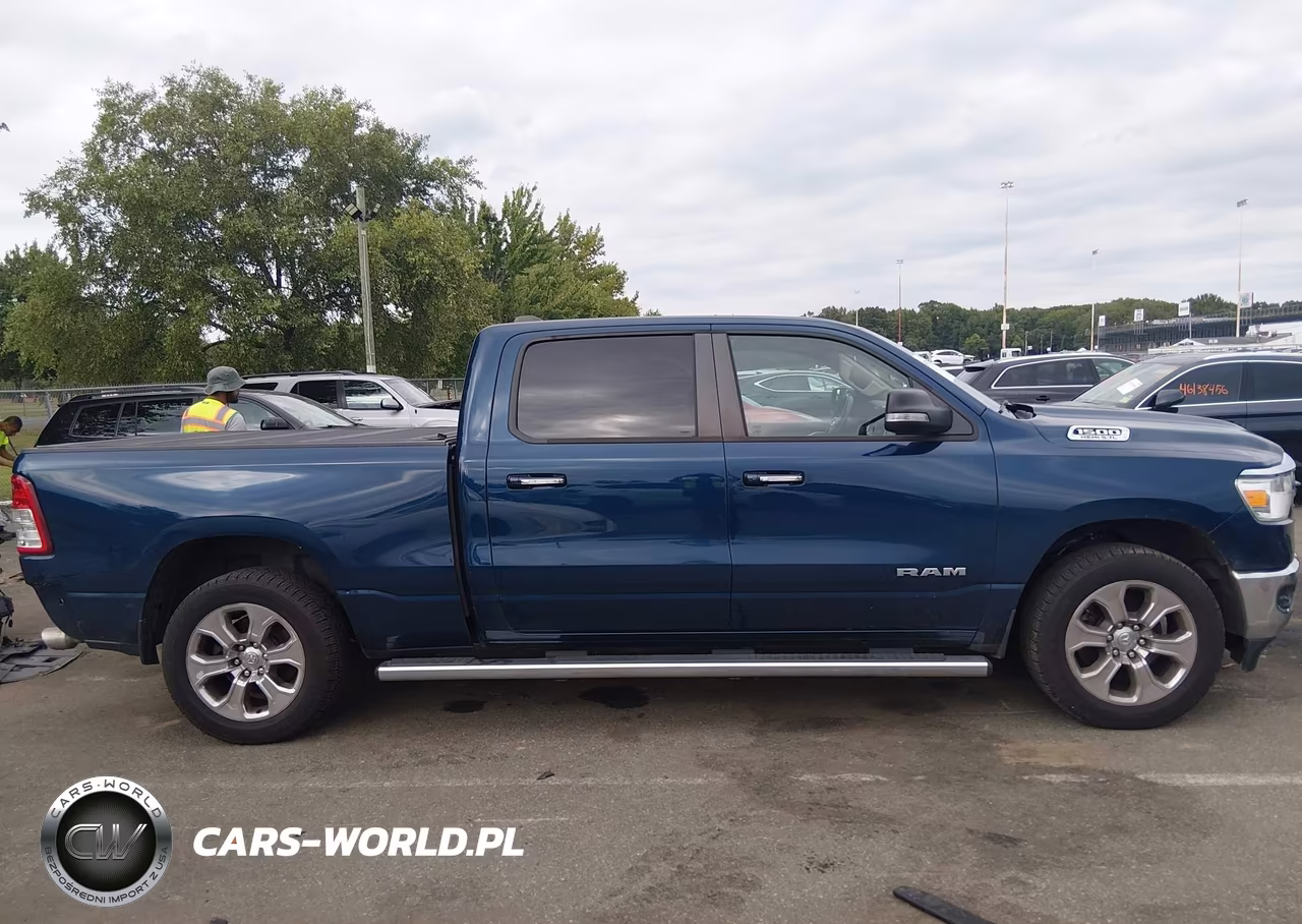 2020 Ram 1500 Big Horn 4X4 6'4 Box VIN:1C6SRFMT0LN345775 - 13