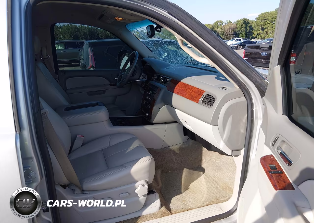 2014 Chevrolet Tahoe Lt VIN:1GNSKBE04ER147763 - 5