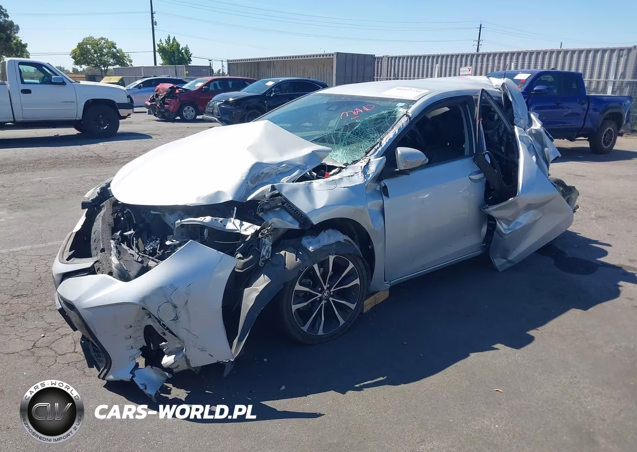 2018 Toyota Corolla Se VIN:2T1BURHE4JC032703 - 2