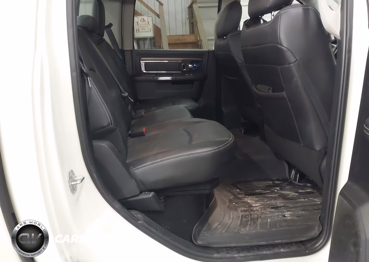 2017 Ram 1500 Laramie 4X4 5'7 Box VIN:1C6RR7NM0HS876415 - 8