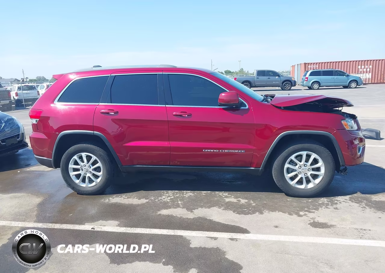 2015 Jeep Grand Cherokee Laredo VIN:1C4RJFAG3FC871176 - 13