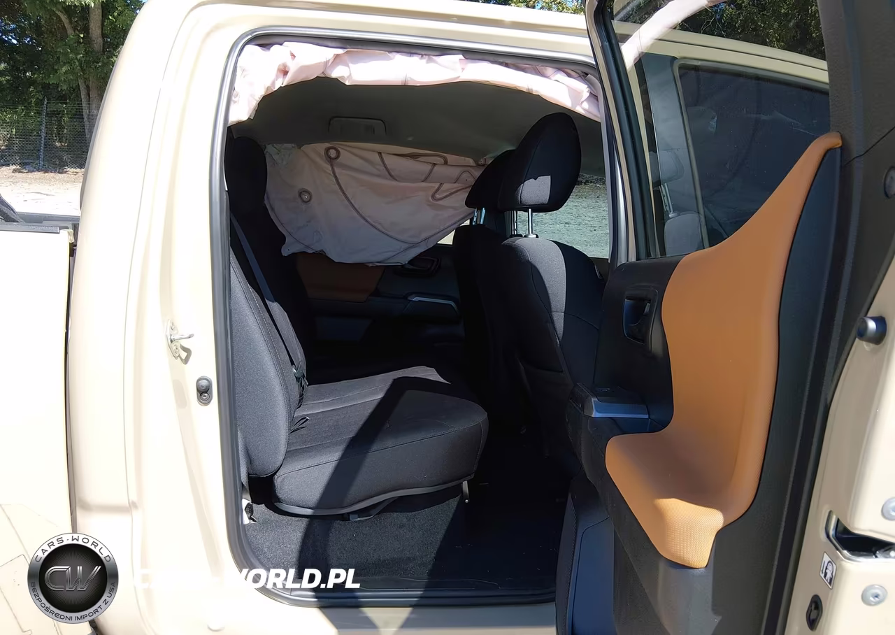 2018 Toyota Tacoma Sr5 V6 VIN:3TMAZ5CN8JM076594 - 8
