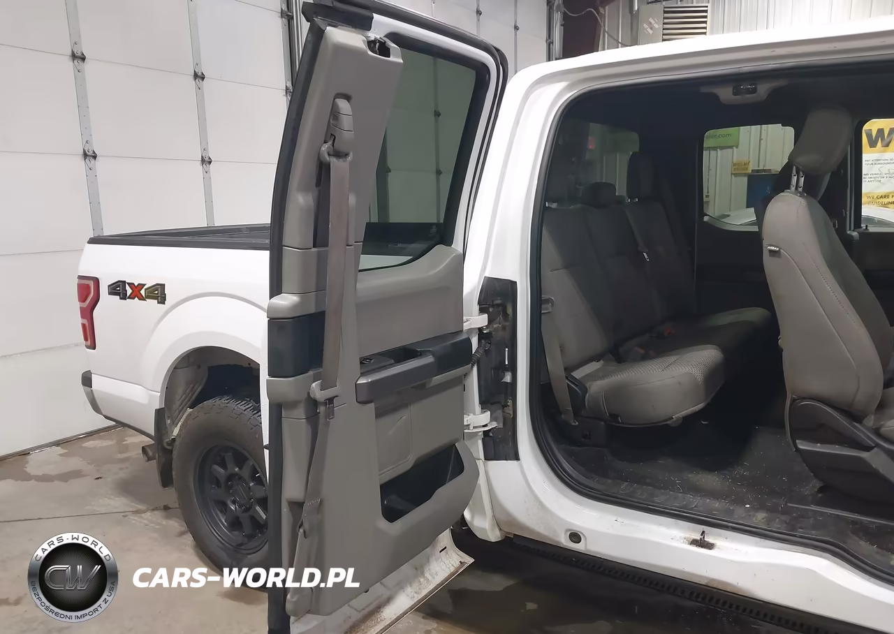2019 Ford F-150 Xlt VIN:1FTEX1EP0KKD47672 - 8
