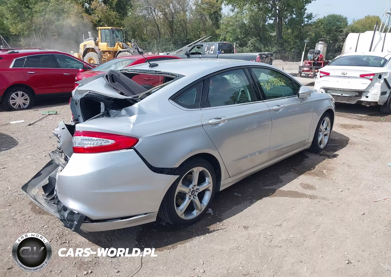 2015 Ford Fusion Se VIN:3FA6P0H73FR204409 - 4