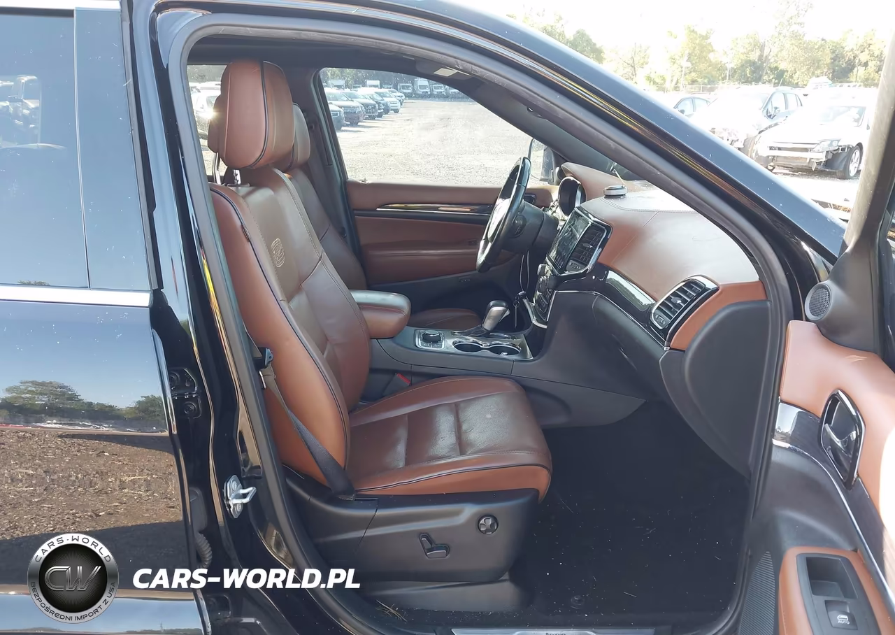 2020 Jeep Grand Cherokee Overland 4X4 VIN:1C4RJFCGXLC236433 - 5
