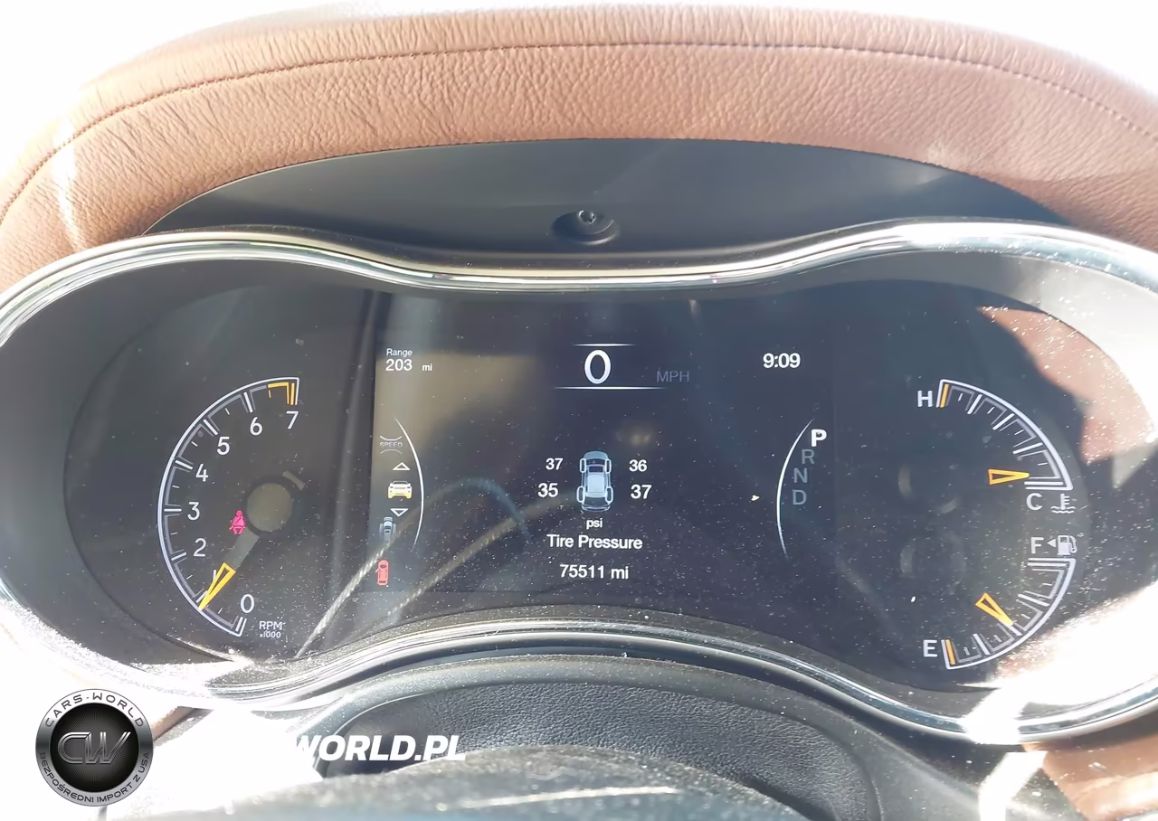 2020 Jeep Grand Cherokee Overland 4X4 VIN:1C4RJFCGXLC236433 - 7